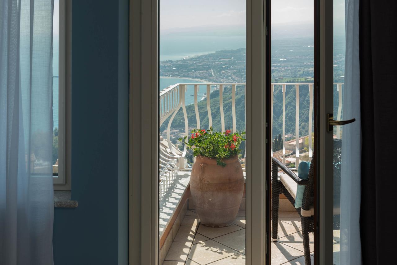 Doppelzimmer mit Balkon