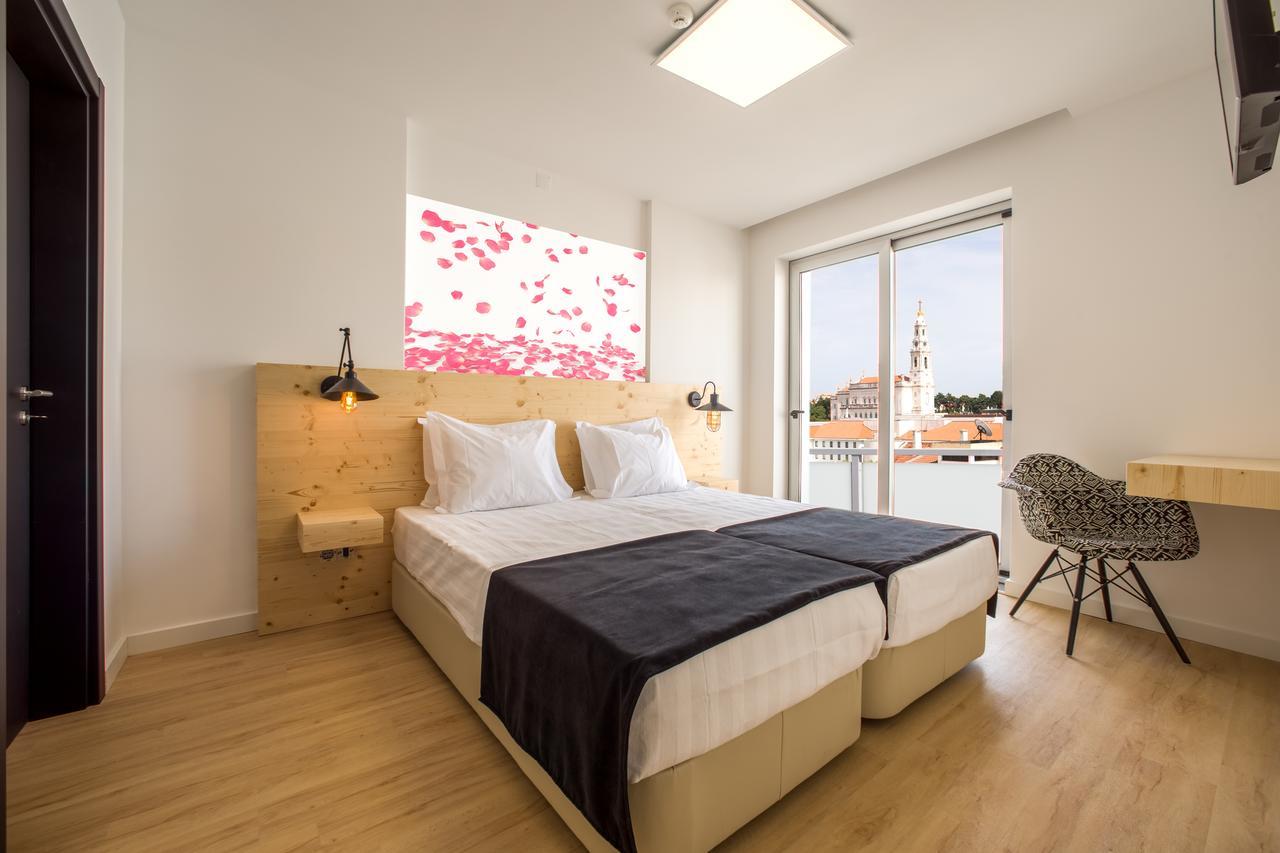 Standard Double or Twin Room with Balcony and view,604960962:JPEG