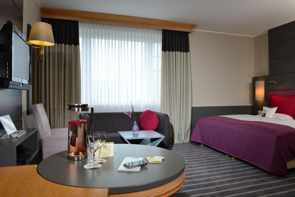 Deluxe Double Room,79035096:JPEG