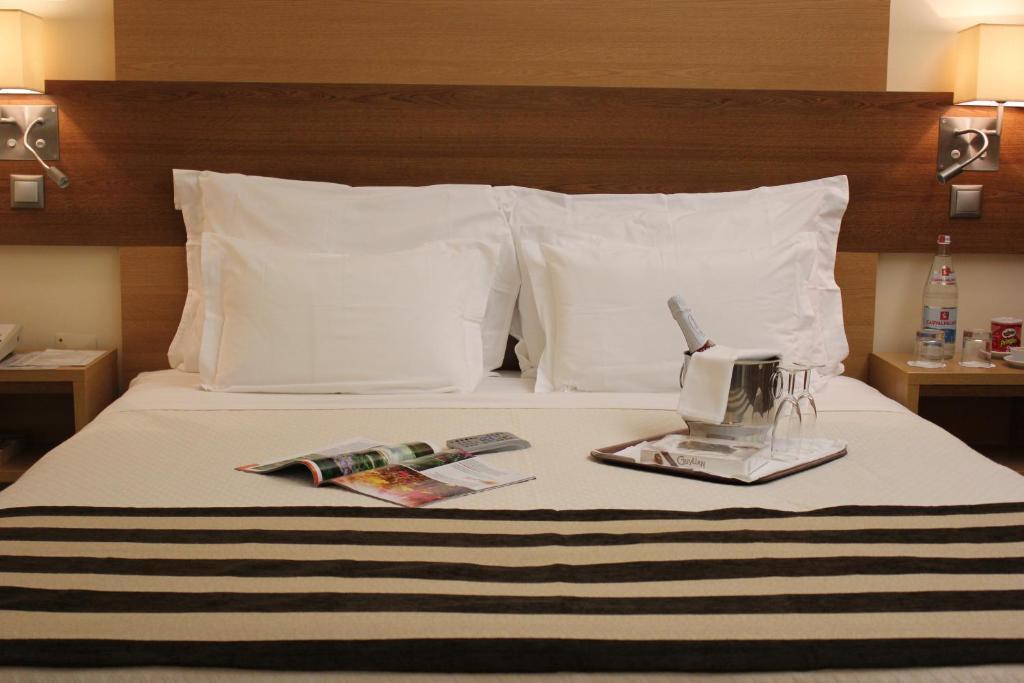 Romantic Room King-Size bed
