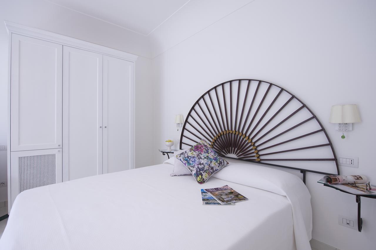 Double or Twin Room Terrace