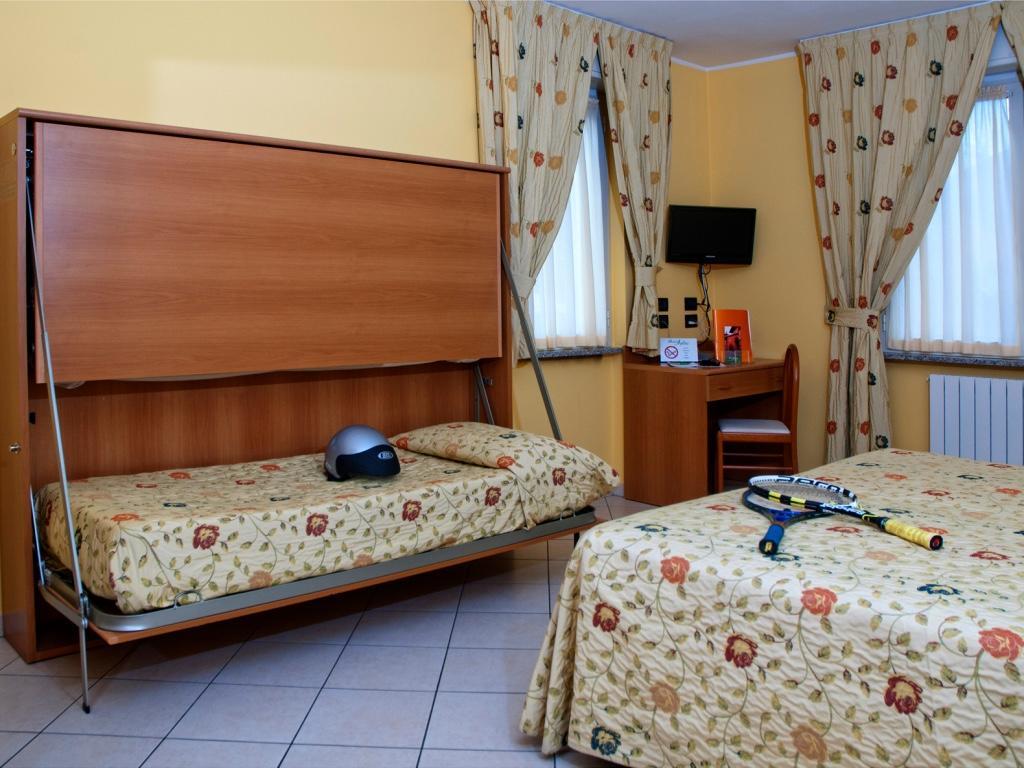 Triple Room Private Bathroom