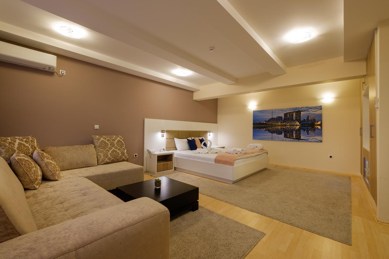 Superior Apartment