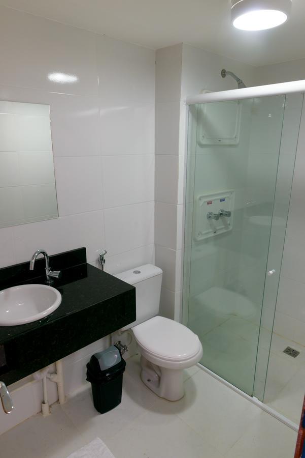 Quarto Duplo com Cama de Casal