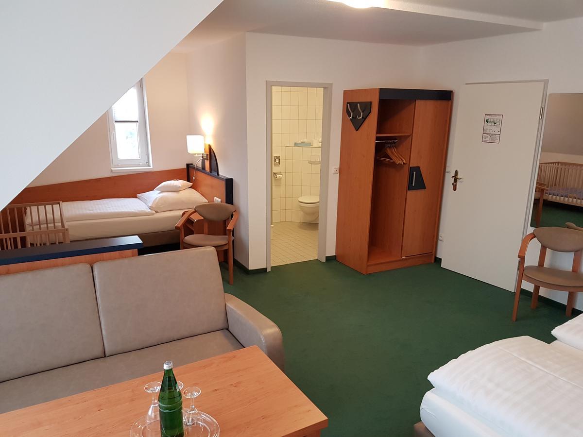 Triple Room Bathroom