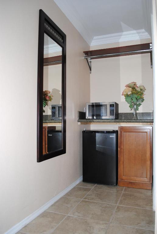 Double Room with Two Double Beds - Non-Smoking