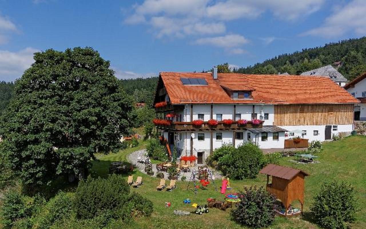 Doppelzimmer mit Balkon