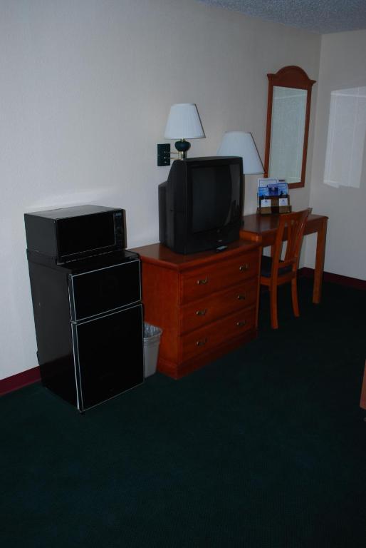 King Room - Non-Smoking