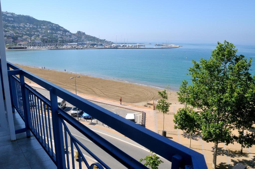 Double or Twin Room Sea View,62895106:JPEG