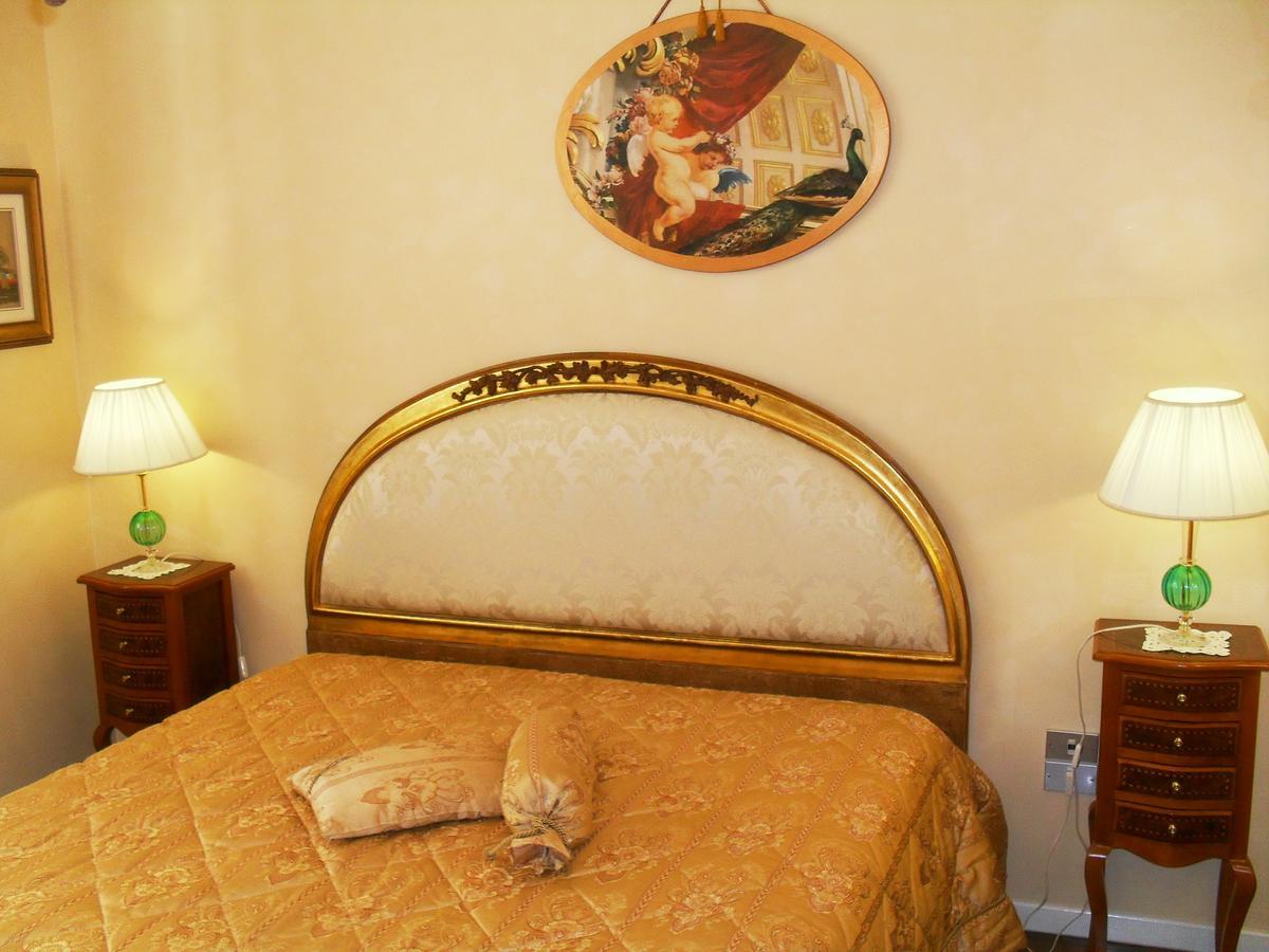 Basic Triple Room