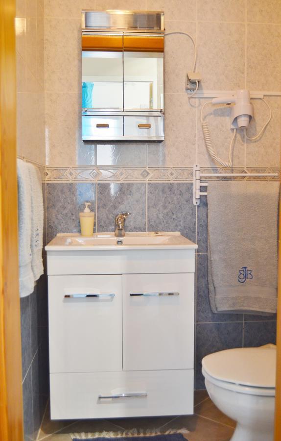 Twin Room,630538764:JPEG