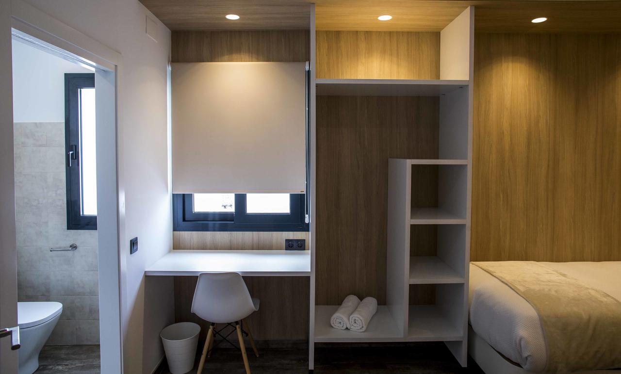 Twin Room Private Bathroom