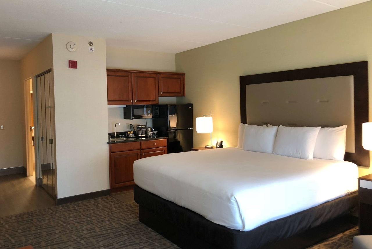 1 King Bed Deluxe Mobility or Hearing Accessible Room Tub w or Grab Bars No Smoking 1 King Bed