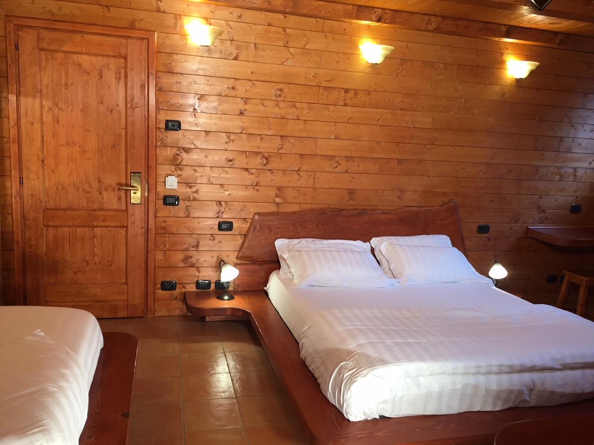 Deluxe Triple Room Spa Access