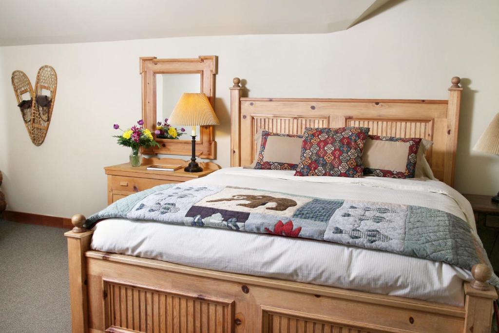 Queen Room