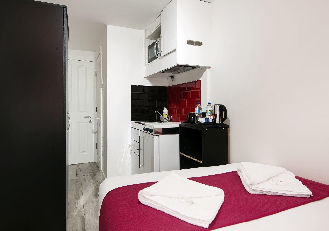 Deluxe Single Room