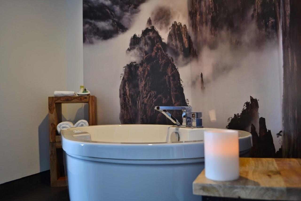 Suite Lit King-Size de Luxe avec Baignoire Spa