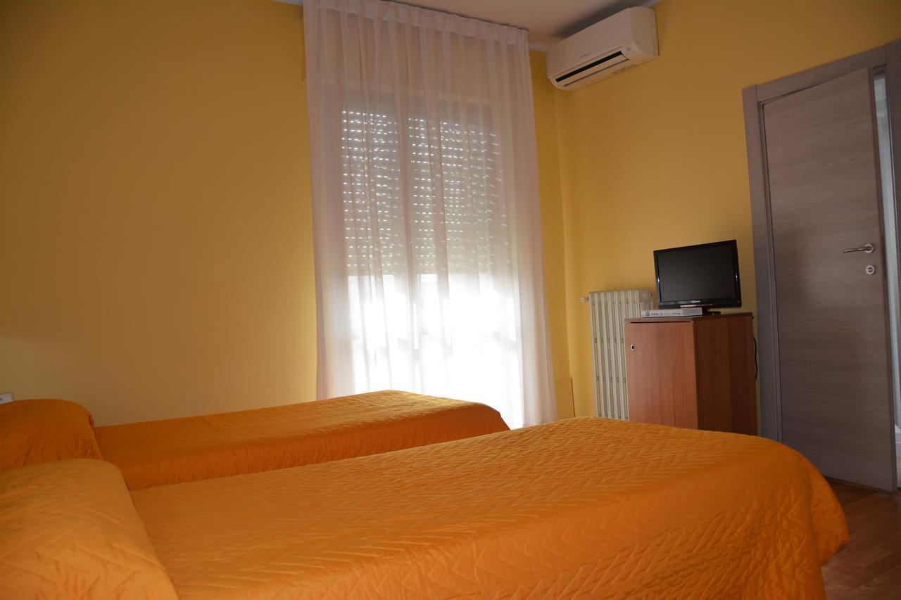 Single Room,1614359218:JPEG