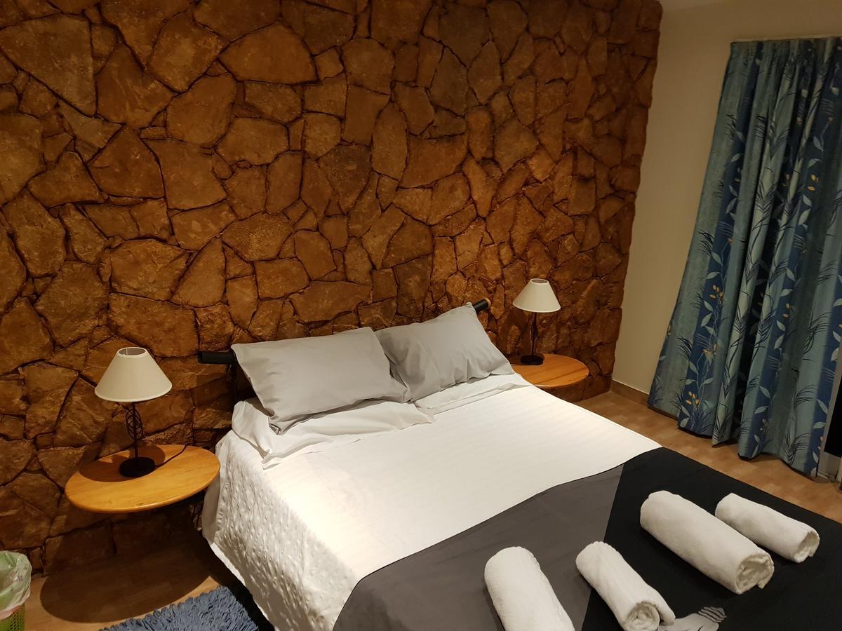 Double Room Private Bathroom