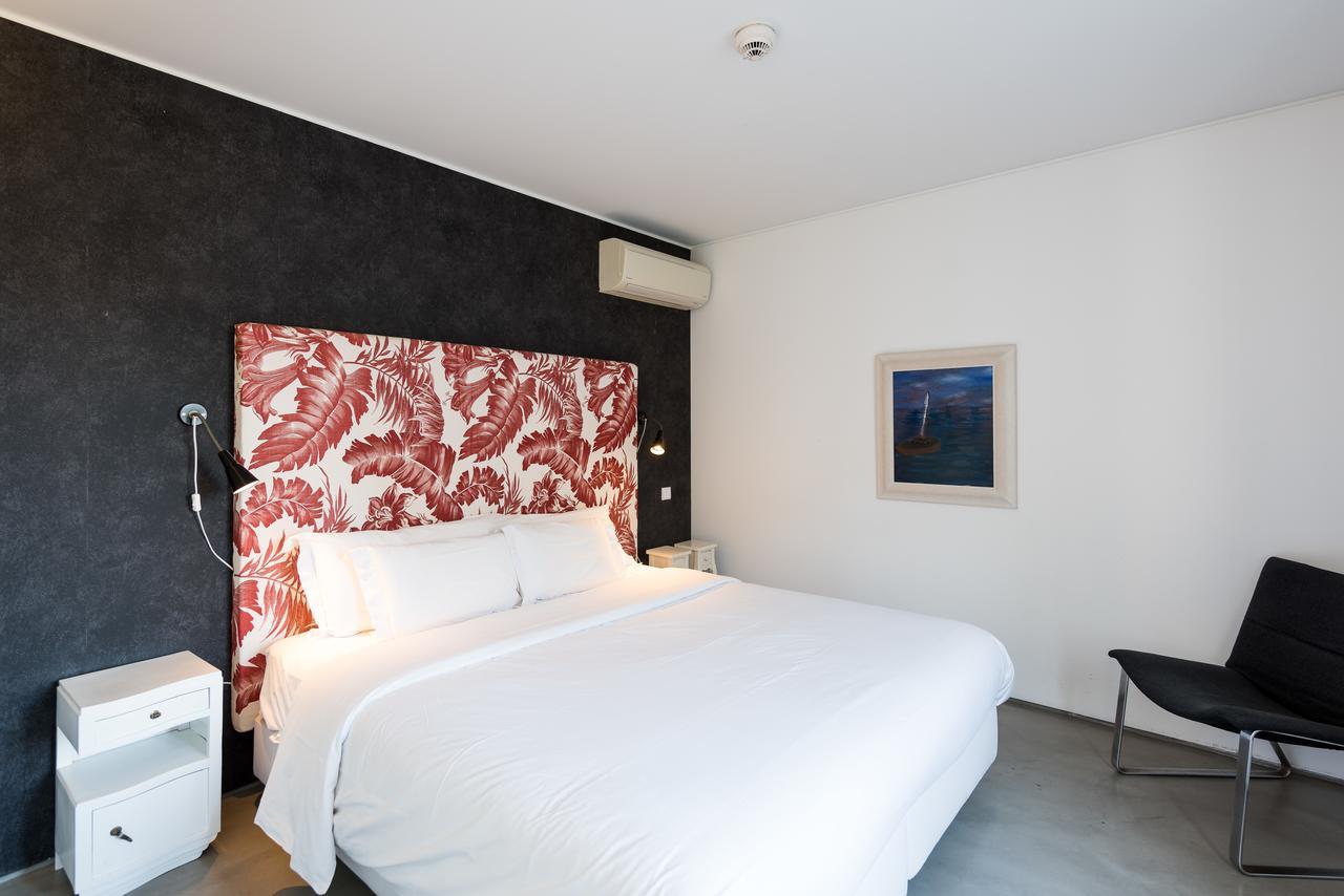 Executive One-Bedroom Apartment