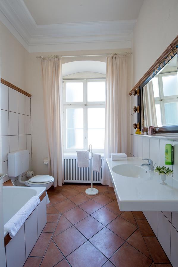 Double Room Castle