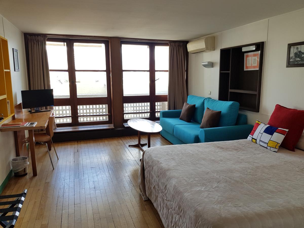 Double Room Balcony Park View
