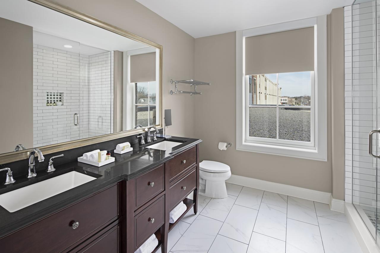 Executive King Room