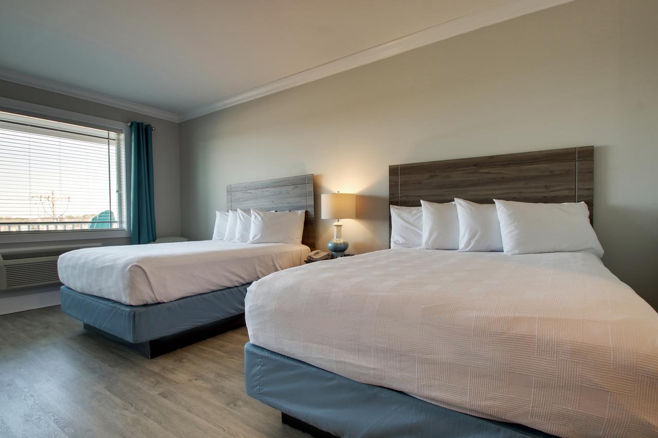 Inlet Two Queen Room