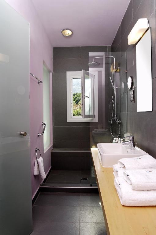 Superior Double Room,1377403799:JPEG