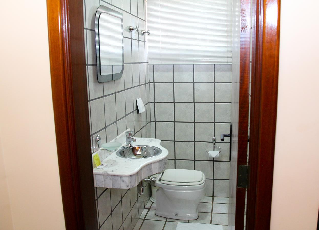 Deluxe Double Room Bath
