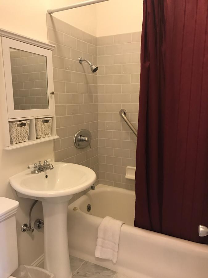 Chambre Lit Queen-Size Deluxe