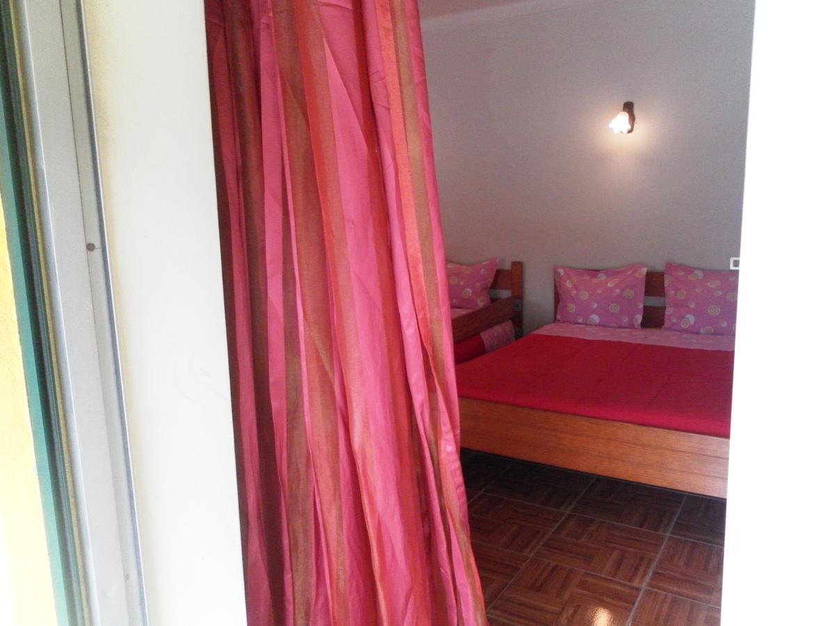 Triple Room Private Bathroom