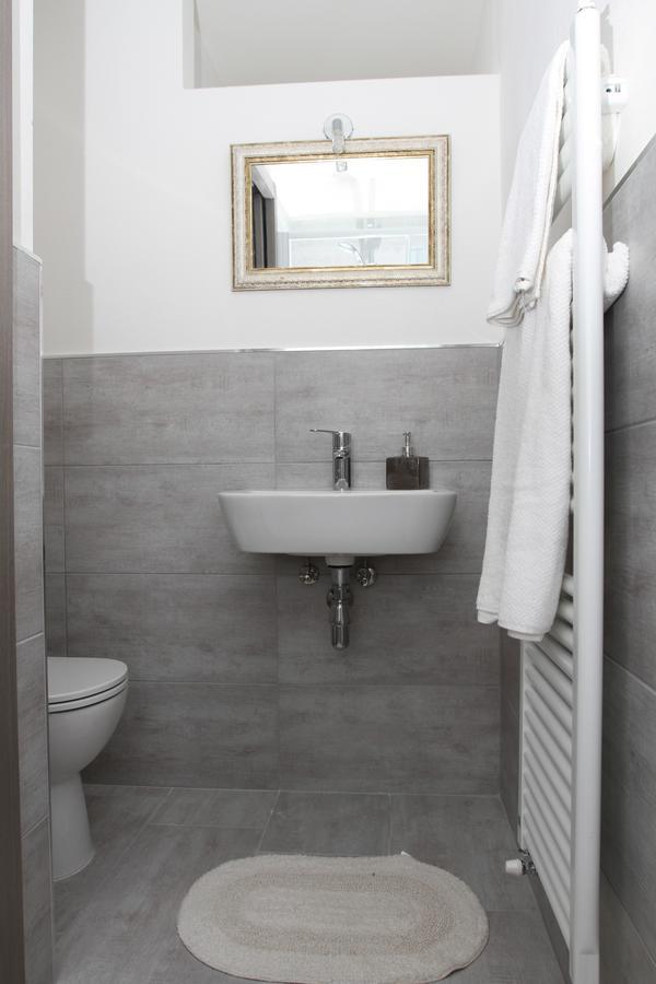 Triple Room Private Bathroom,639404754:JPEG