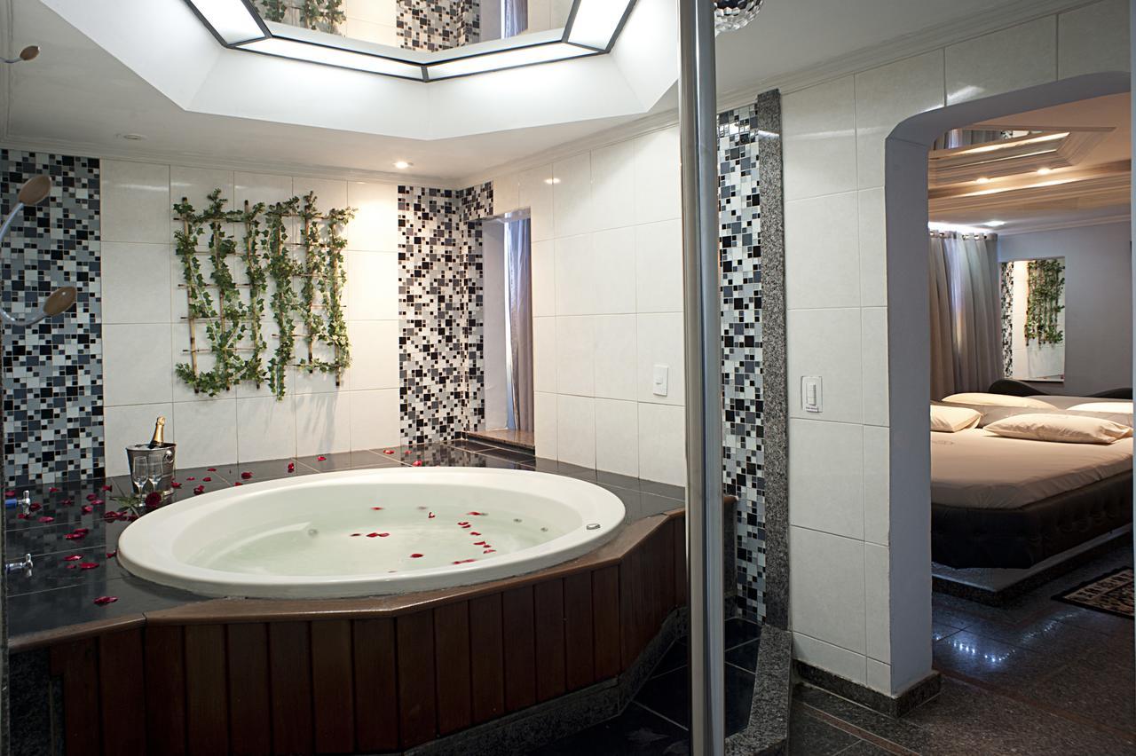 Queen Room Spa Bath