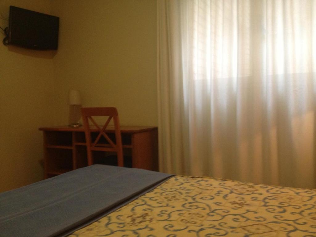 Single Room Petite