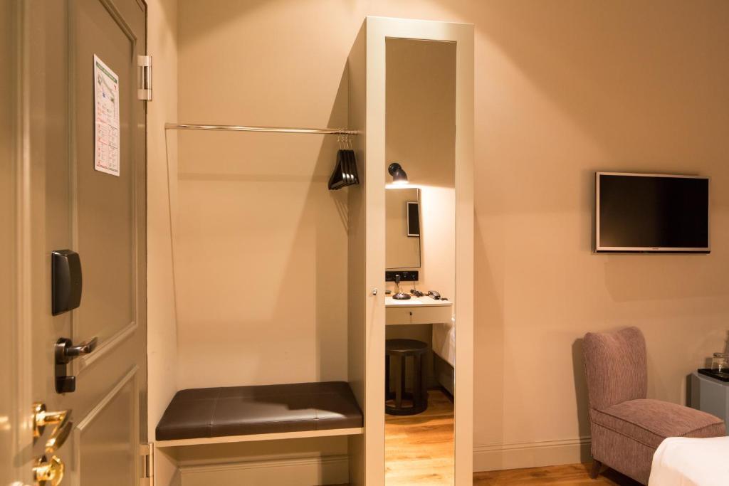 Comfort Single Room