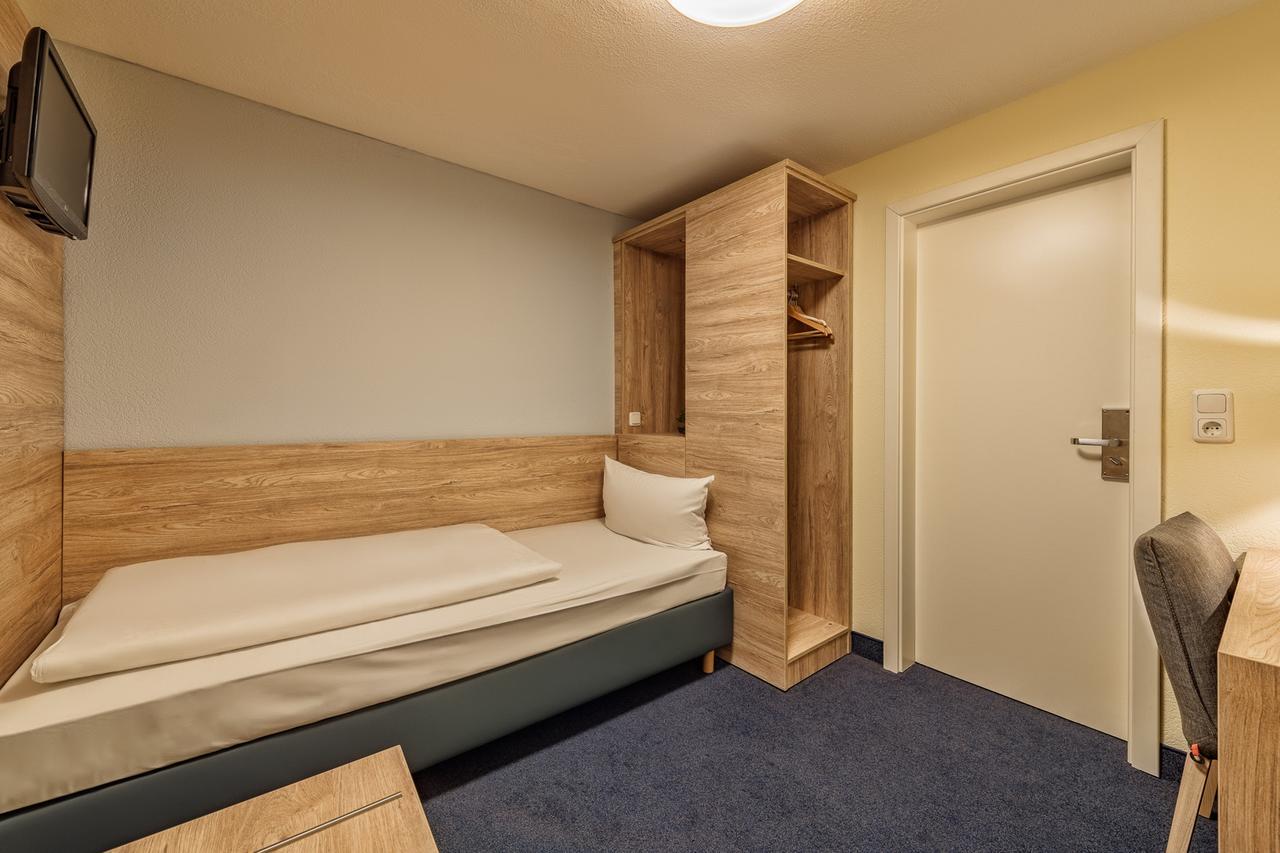 Single Room Souterrain