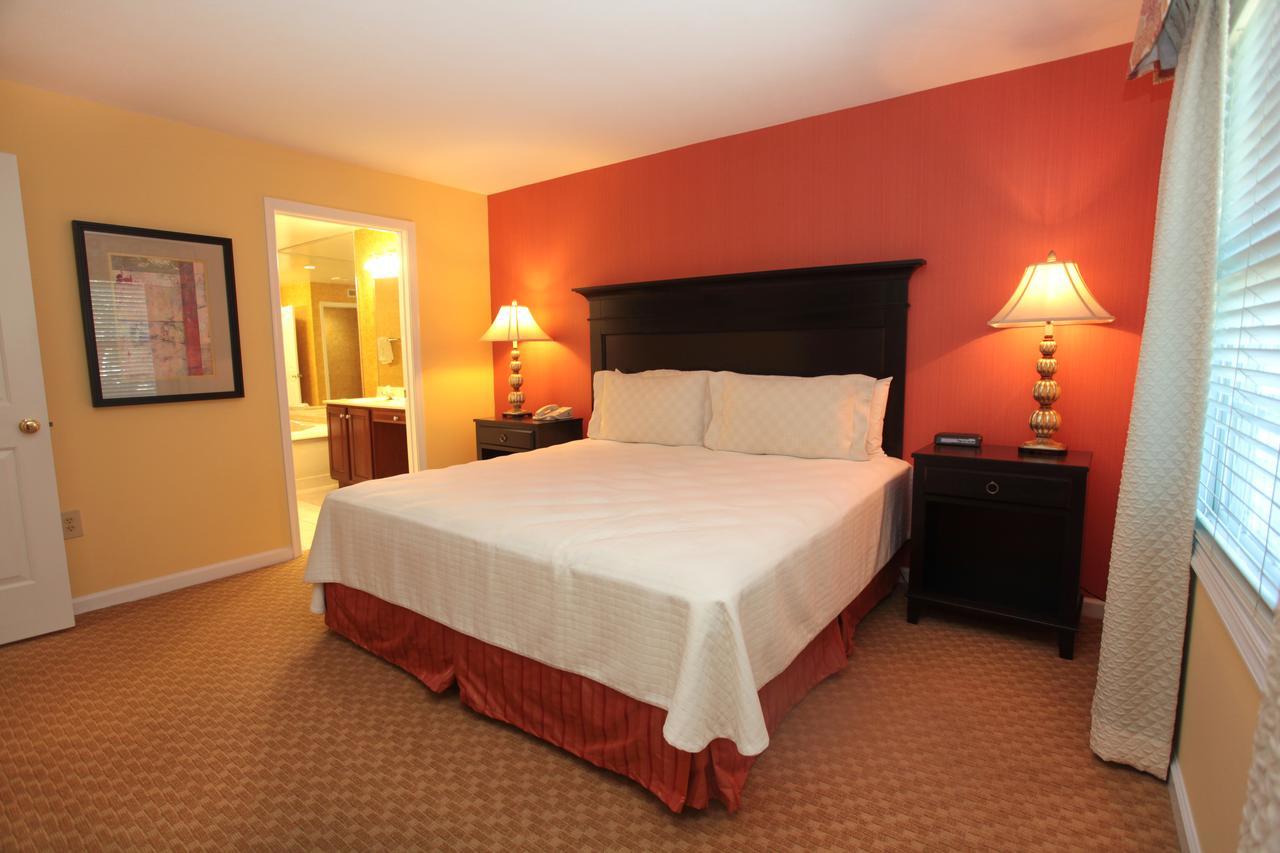 Deluxe Two-Bedroom Suite