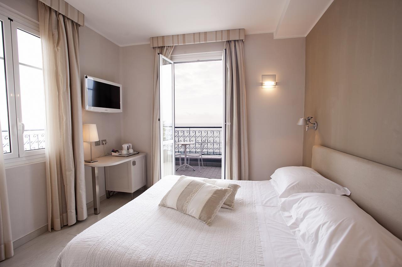 Double Room Sea-View Terrace Annex