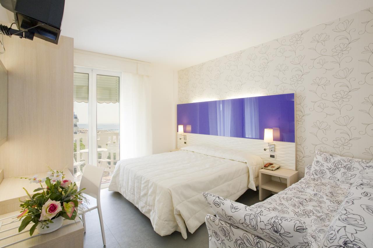 Triple Room Sea View