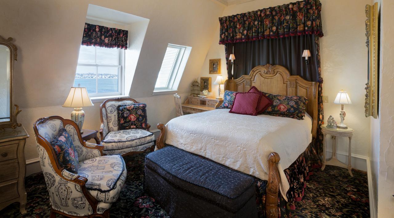 French Style Room with Ocean View,130444949:JPEG