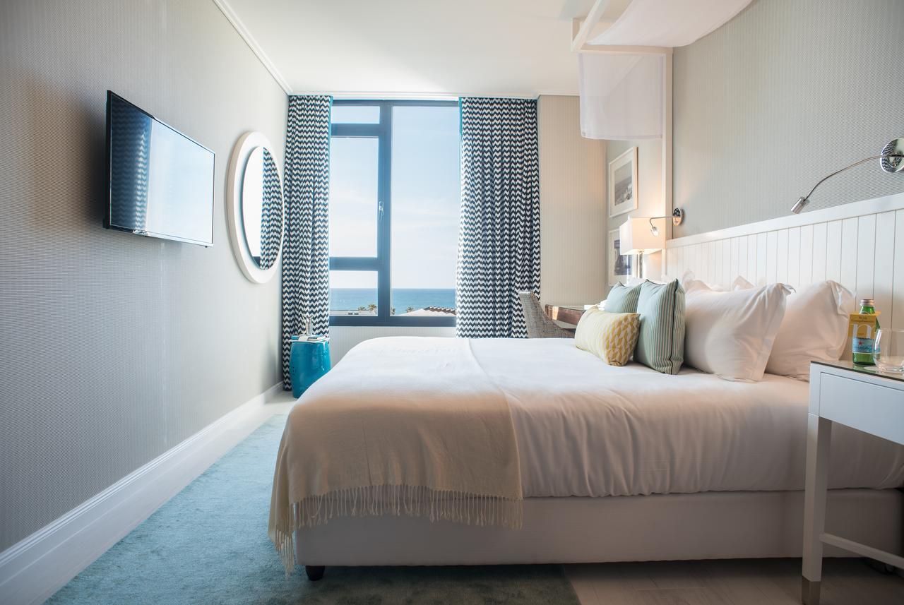 Double or Twin Room Sea View