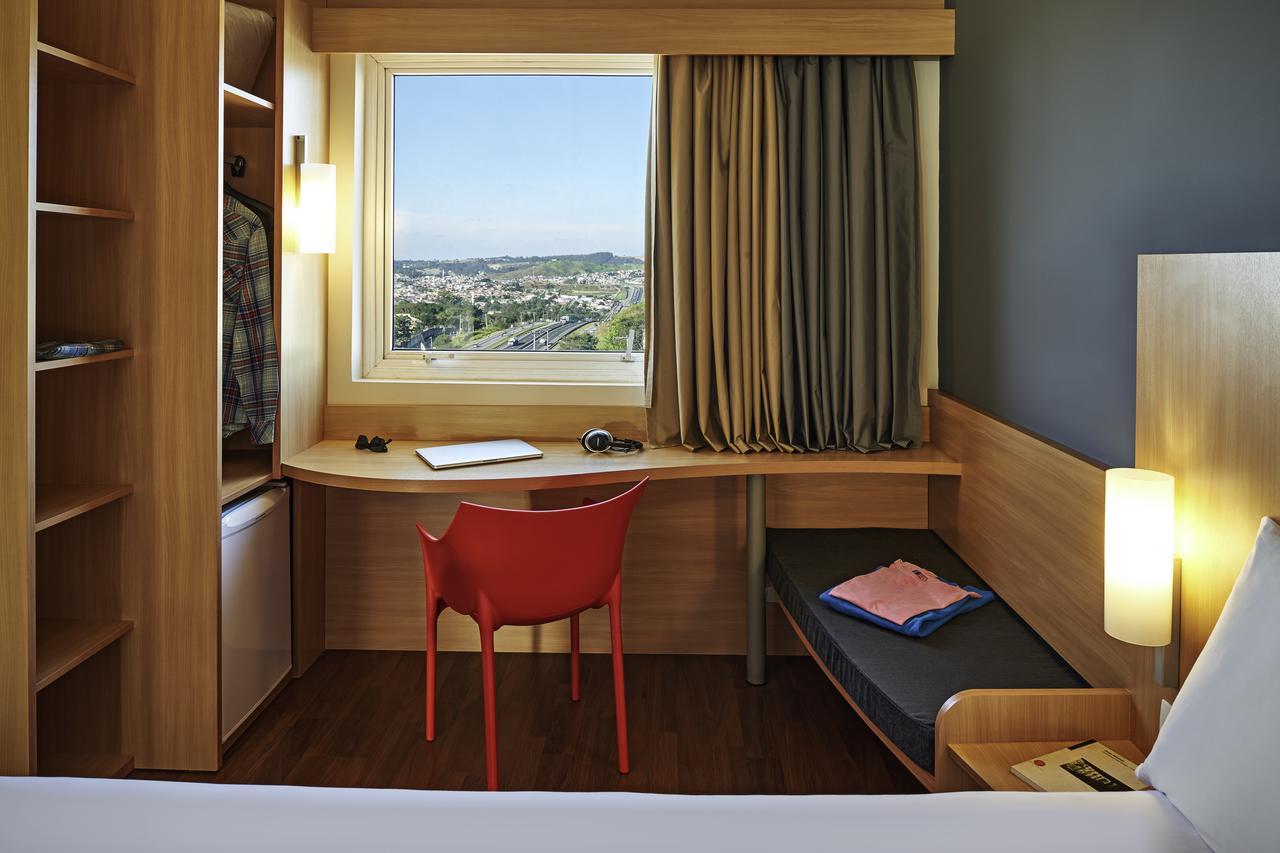 Quarto Duplo Standard