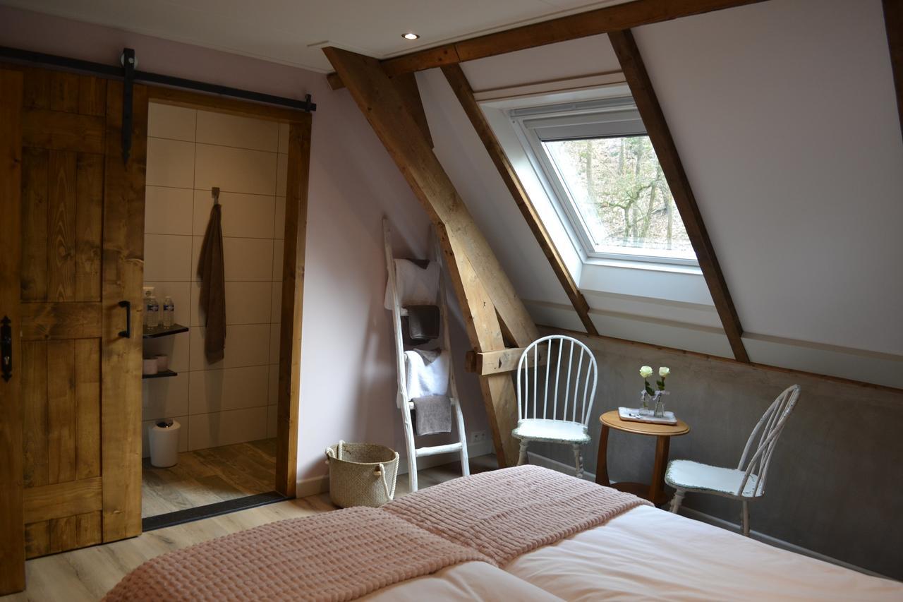 Double Room Private Bathroom