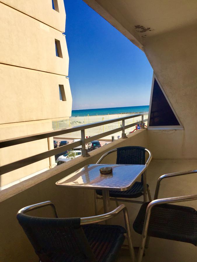 Chambre Familiale - Vue Latérale sur Mer