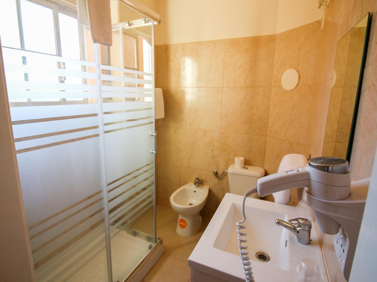 Single Room
