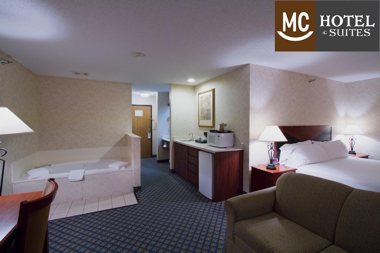 Deluxe King Suite