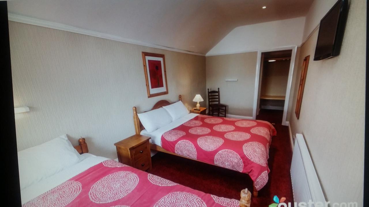 Triple Room Private Bathroom