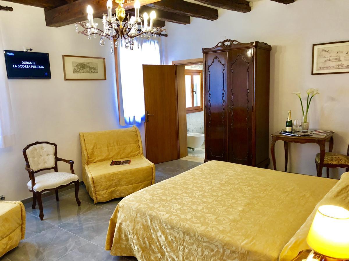 Junior Suite Kitchenette