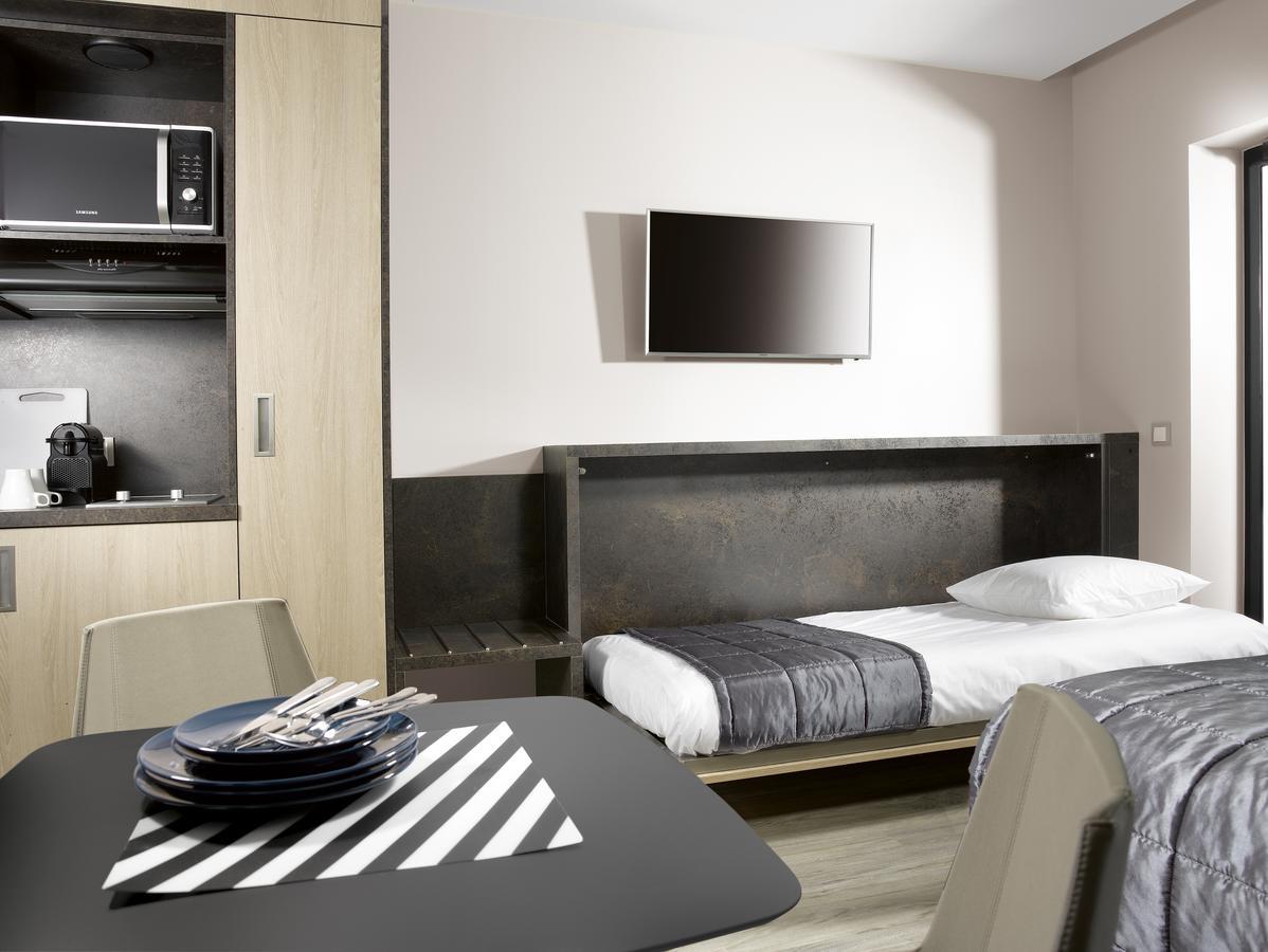 Appartement avec Terrasse - Chambre Triple